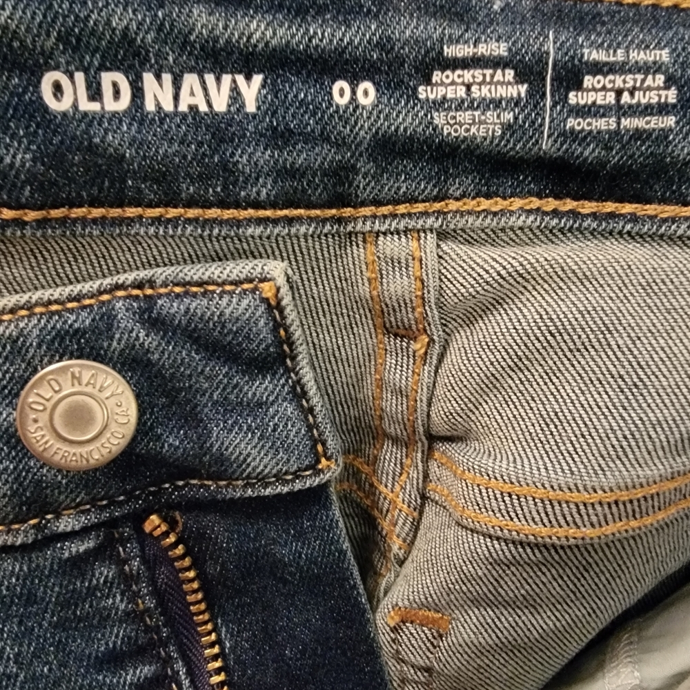 Blue Old Navy Women's High Rise Rockstar Super Skinny Jeans  - Picture 3 of 6